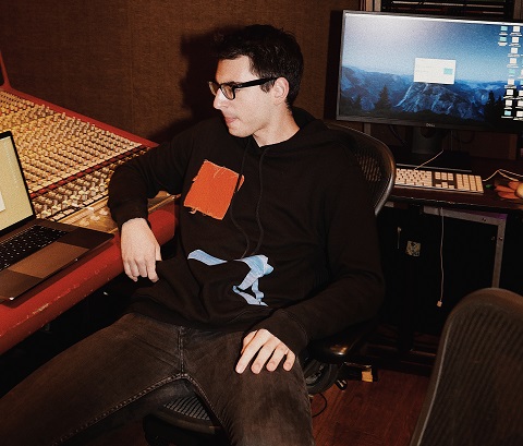 Simon Alex – From EDM Heaven To Artist Managing Prodigy