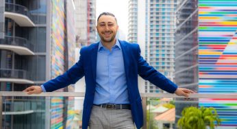How Top Business Coach Michael Barayev Effectively Scaled Sales Teams & Trained Hundreds of Sales People