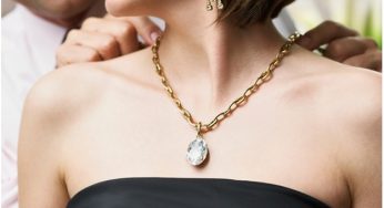 Top Liked Neck Jewelry Pieces That You Should Buy For Your Loved Ones
