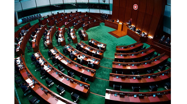 China clearly diminishes elected seats in the Hong Kong assembly