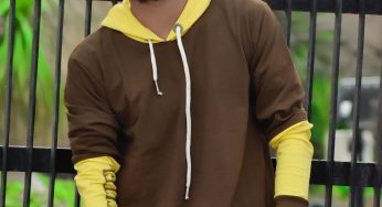 Raghunandan kumar, better known as Raghu etw, is an Indian YouTuber and Founder of Nix Record music Label