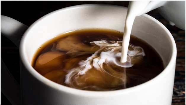 Best coffee creamers – Dairy Milk and cream substitutes