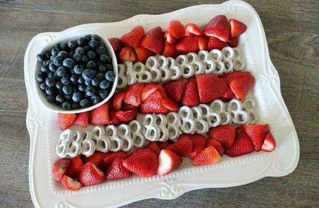 Party Foods 9 Red White And Blue Hues To Your Party