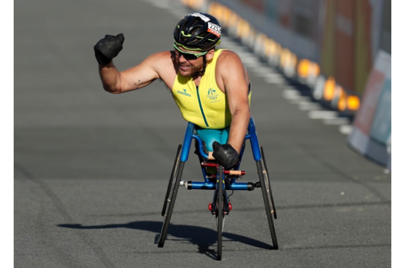 Apple collaborates with Australian Paralympian Kurt Fearnley for Time to Walk or Push episode