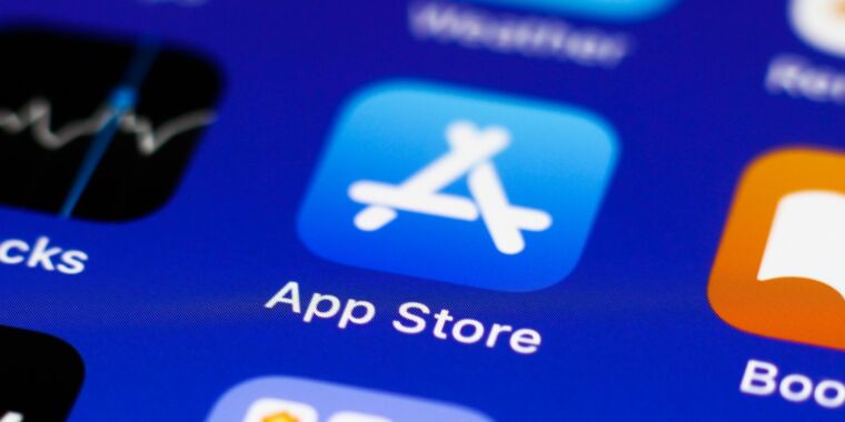 Apple consents to App Store changes allowing designers to email clients about payment alternatives