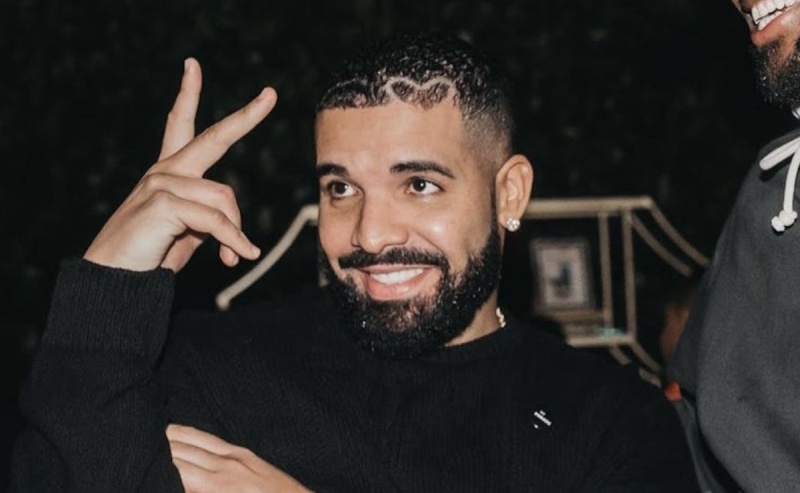 Certified Lover Boy album breaks Apple Music 2021 record and Drake becomes the most-streamed artist in a day