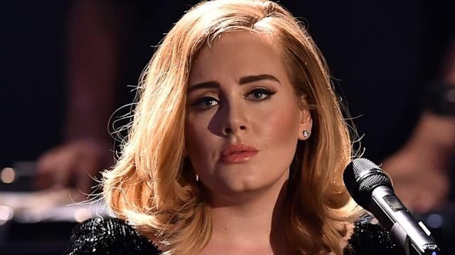 Adele declares postponement of Las Vegas residency because of Covid among the team and delays 1
