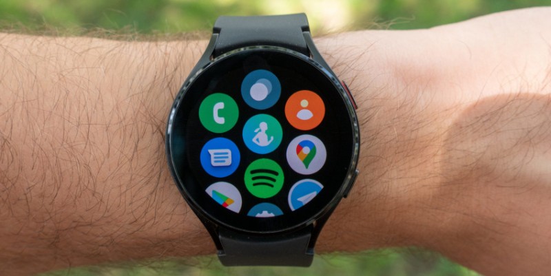Future Wear OS smartwatches will at last oblige the lefties of the world