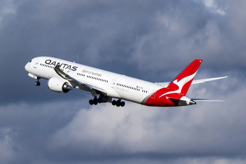 Qantas direct flights from Melbourne to Dallas, one of the world's longest flights routes, will reopen in December 2022