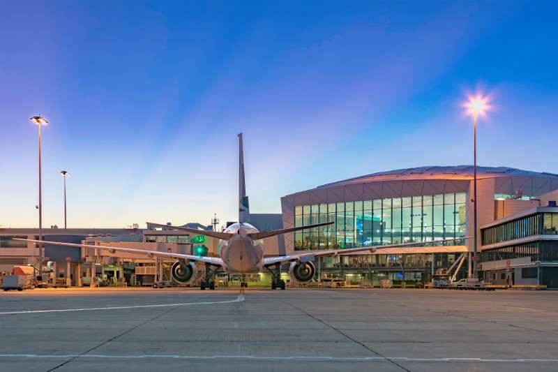 Sydney international flights are still shockingly quiet,