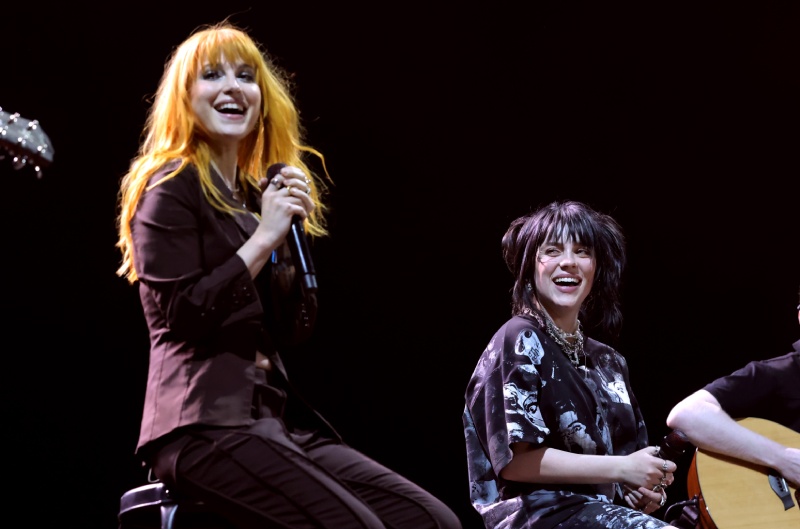 Billie Eilish collaborates with Hayley Williams at Coachella Weekend 2 for the hit Misery Business duet