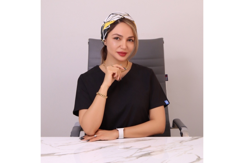 Dr. Mozhgan Dah Mardnejad a cosmetic doctor explains the mechanism of action of hyaluronic acid filler .