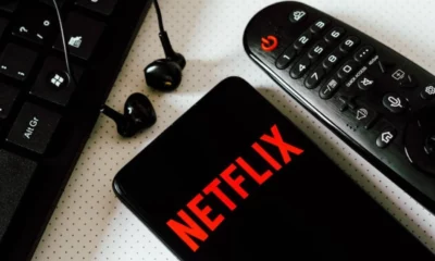 Netflix loses 200000 customers its first decrease in 10 years