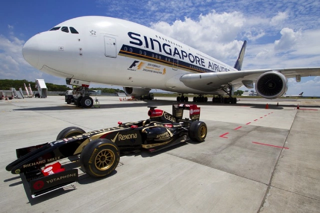 Singapore Airlines will resume as the title sponsor of the Formula 1 Singapore Grand Prix race for three years