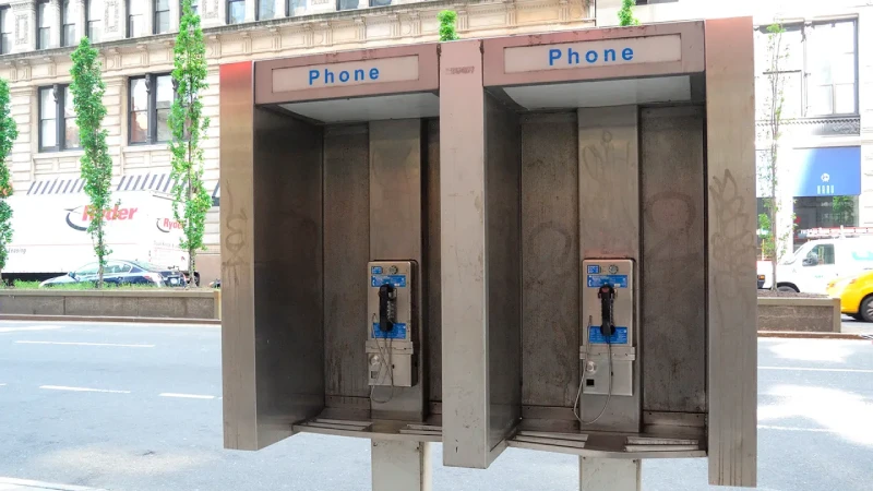 The last public payphone from NYC streets was removed by Leonard Greene
