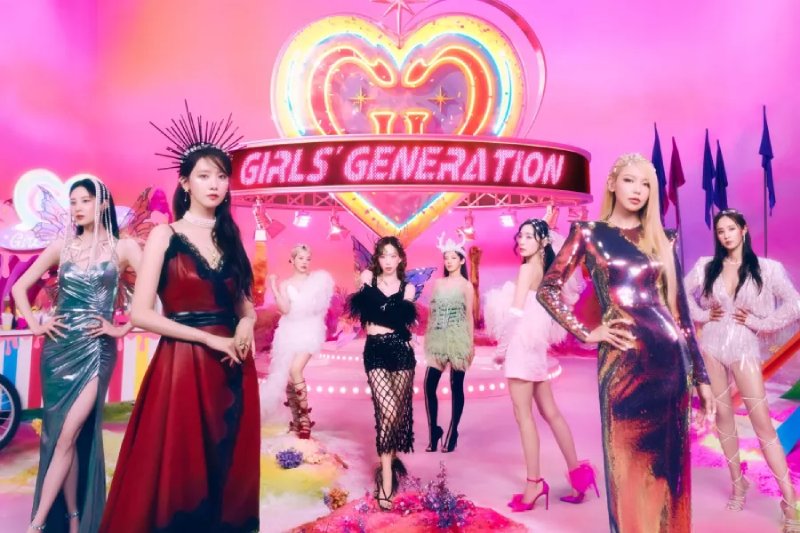 Girls Generation Tops iTunes Charts All Over The World With Their 1st Album FOREVER 1 In 5 Years