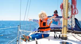 <strong>5 Reasons to Take Your Kids Boating</strong>