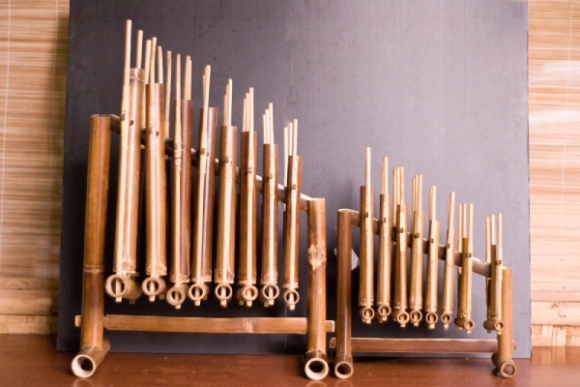 Interesting and Fun Facts about the Angklung an Indonesian traditional musical instrument