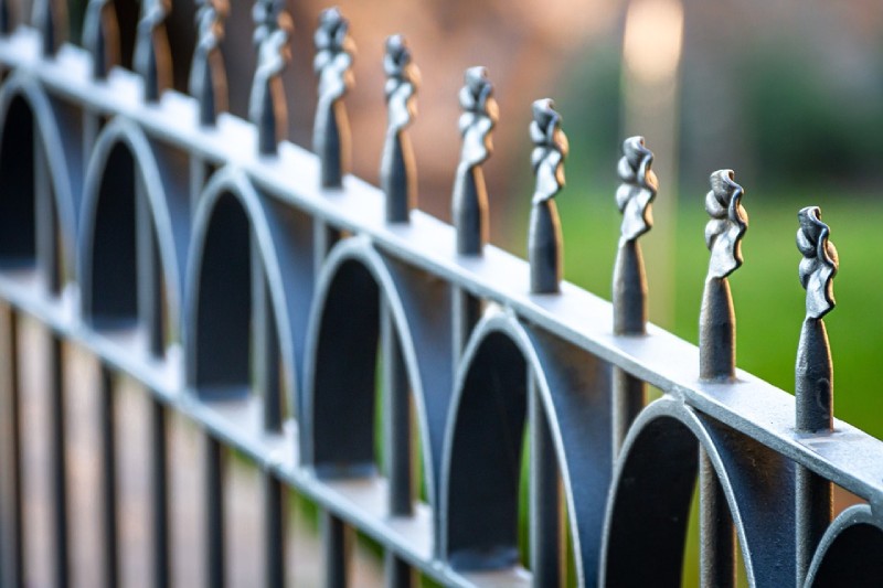 Reasons to Install Security Fencing on Your Business Premise