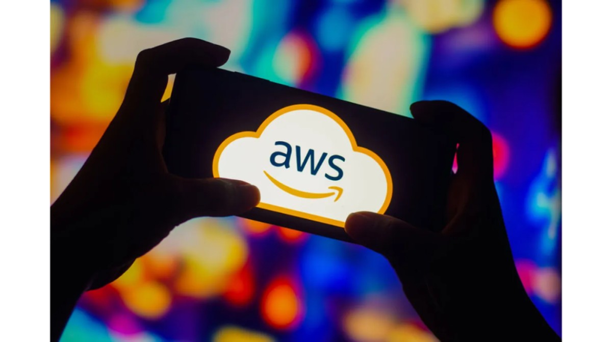 Creating Intelligent Applications Made Easy with Amazon Web Services Generative AI Tools