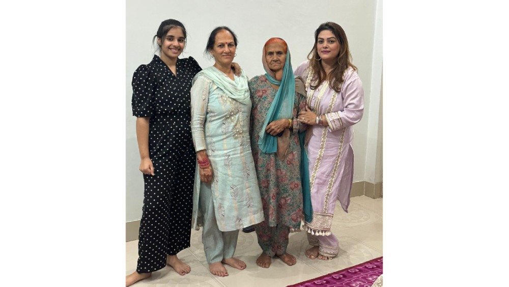 Producer Chandni Soni's Heartwarming Mother's Day Celebration Reuniting Four Generations and Embracing the Joys of Home