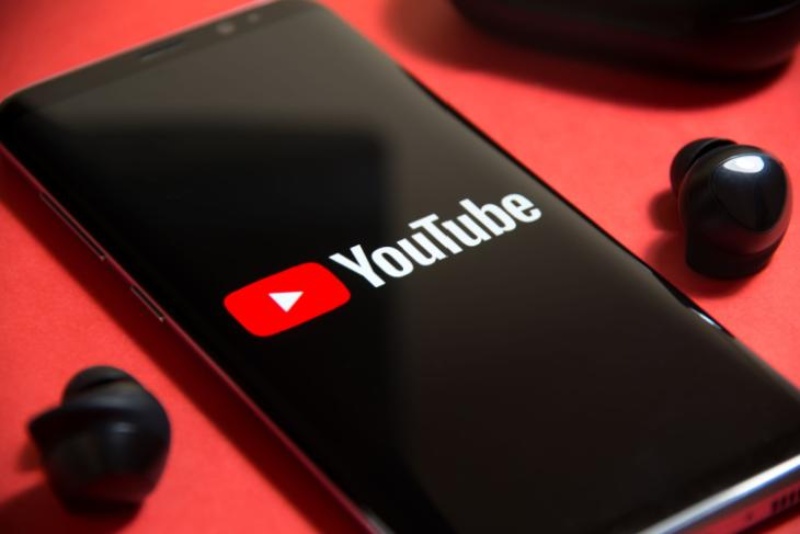 YouTube Waves Goodbye to Its Snapchat Clone YouTube Stories Feature on June 26