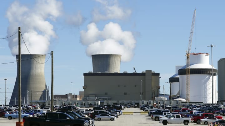 First New Nuclear Reactor Constructed in Nearly Seven Years Begins Operation