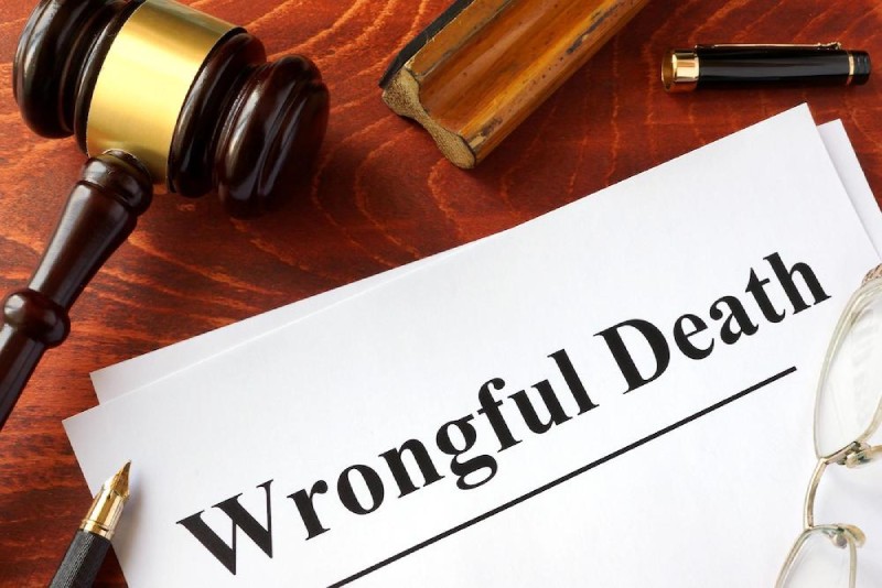 How a Wrongful Death Lawyer Can Help Your Family