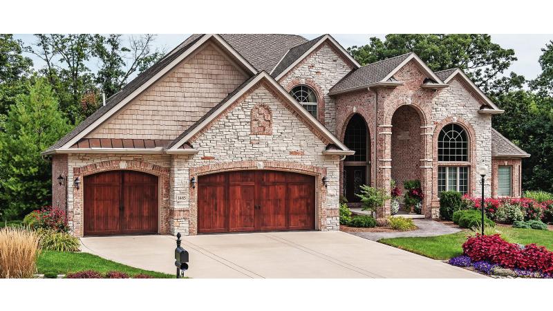 The Right Garage Door Ensures That Your Car’s Safety is Never Compromised