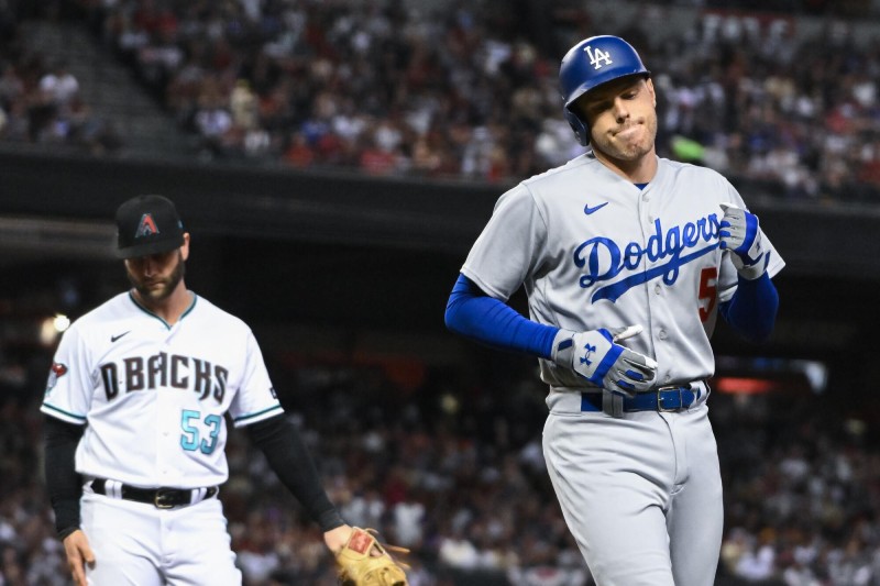 Arizona Diamondbacks get to their first NLCS since 2007 with a stunning four homer inning that sweeps the Los Angeles Dodgers