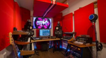 How to choose the best recording studio for your singing career?