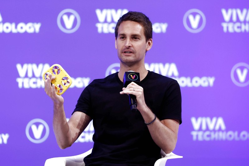 Snap increases by about 12% as the CEO gives his staff a clear vision for 2024