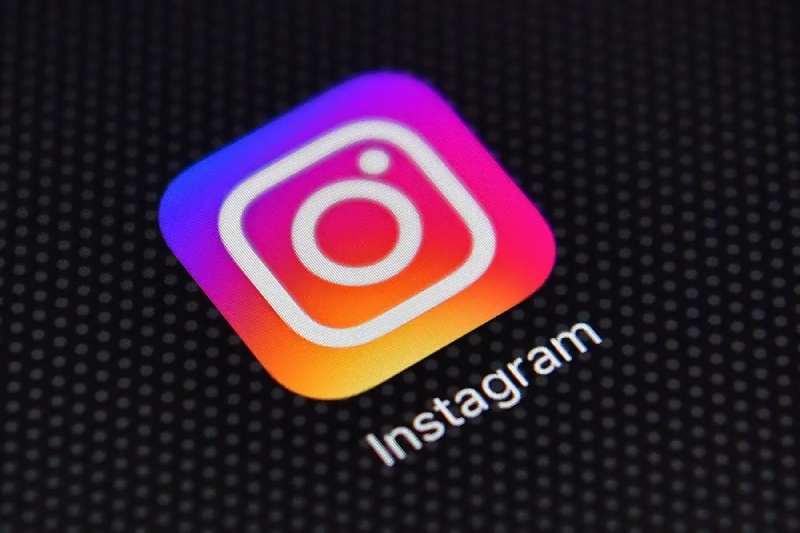 It may soon be possible to share another user's profile on Instagram stories