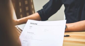 7 Financial Skills That Employers See in a Resume