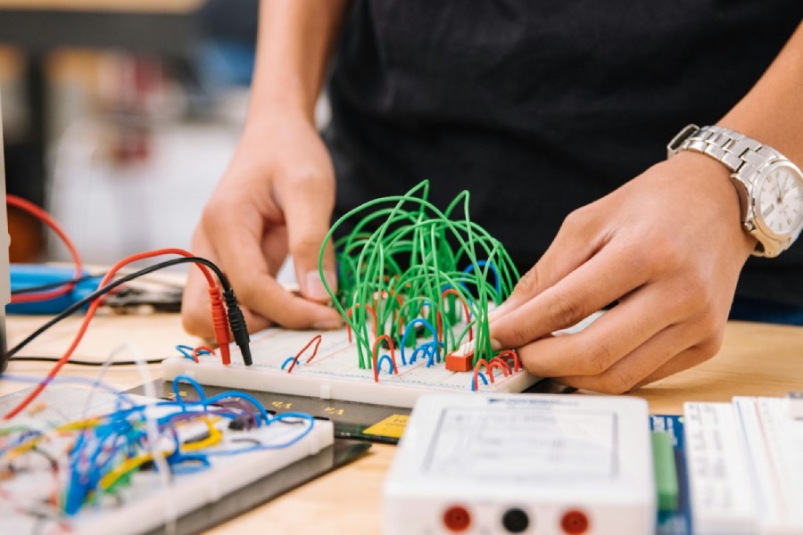 Ryan Gustin Showcases the Power of Hands On Learning in STEM Education
