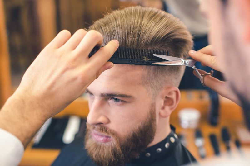 The Art of the Precision Cut Francesco Gurnari’s Signature Touch in Men’s Hair Fashion