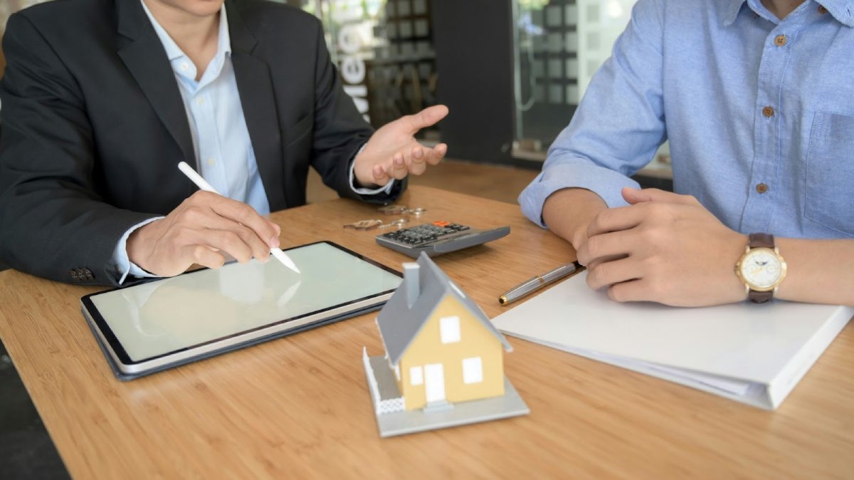 Matthew Baker’s Tips for Starting a Successful Real Estate Career in 2025