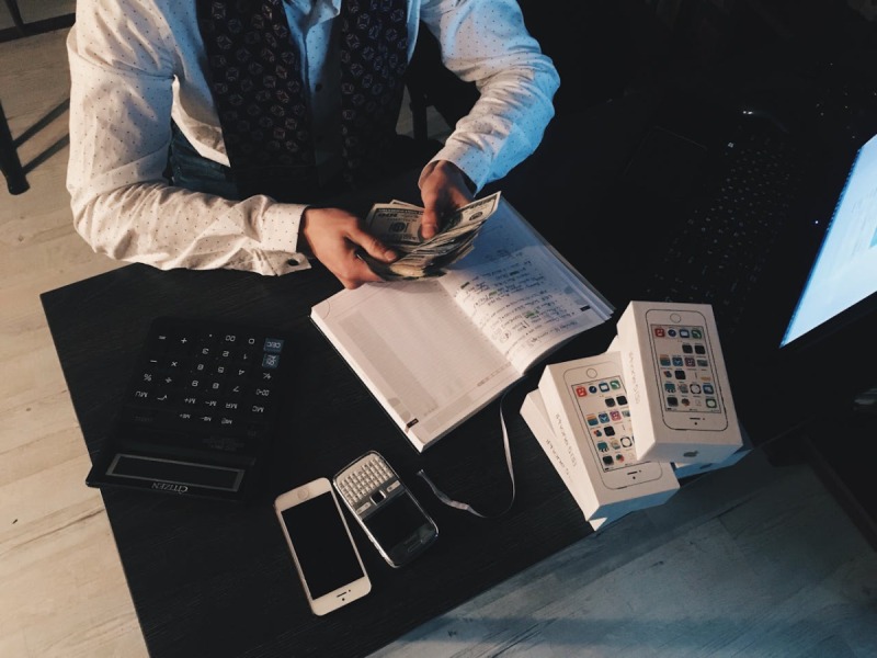 The Lifestyle Ladder A Financial Guide to Climbing to Your Best Life