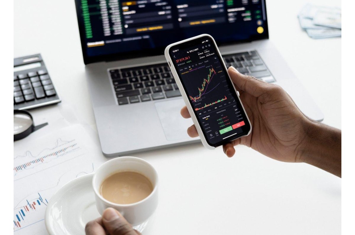How to Install and Use MetaTrader 5 for Smarter Trading