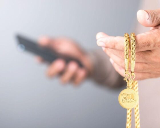 How to Compare Online Gold Buyers Before Selling Precious Metals